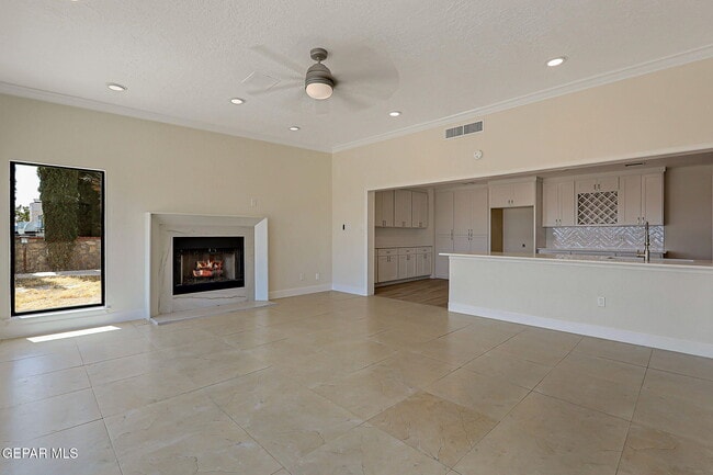 Building Photo - 5808 Kingsfield Ave