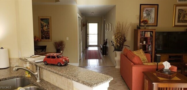 Building Photo - 10520 Amiata Way