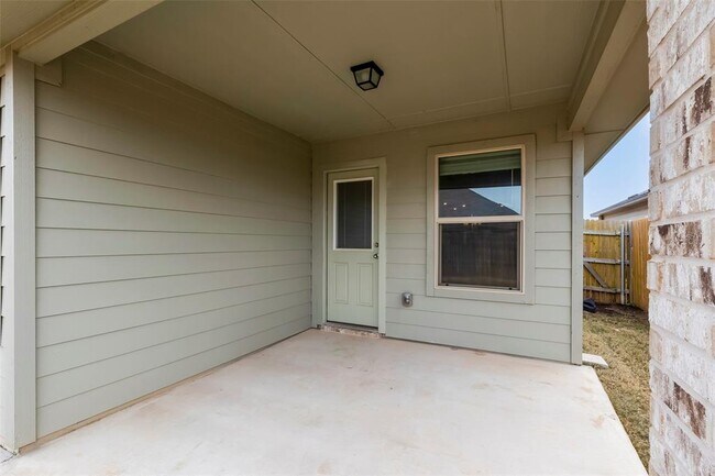 Building Photo - 227 Reagor Dr