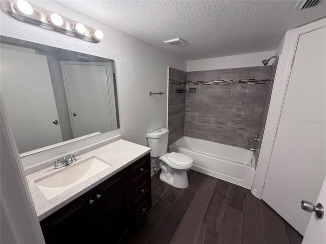 Building Photo - 4105 Tropical Isle Blvd