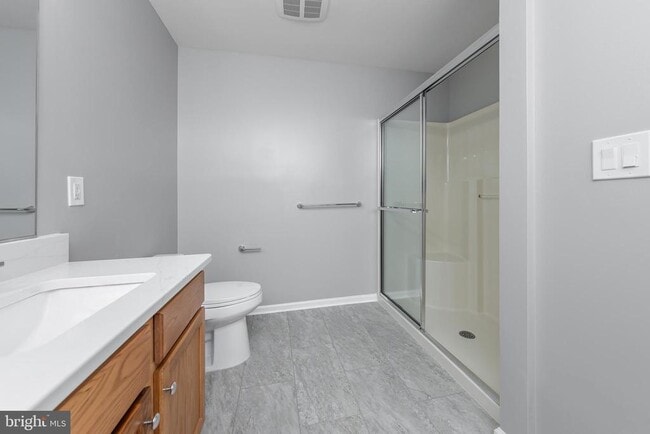 Building Photo - 117 Lionheart Ln