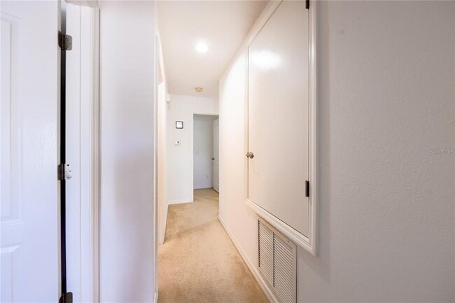 Building Photo - 14128 Avenue of the Groves