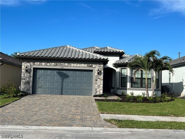 Building Photo - 2122 Yellowfin Cir
