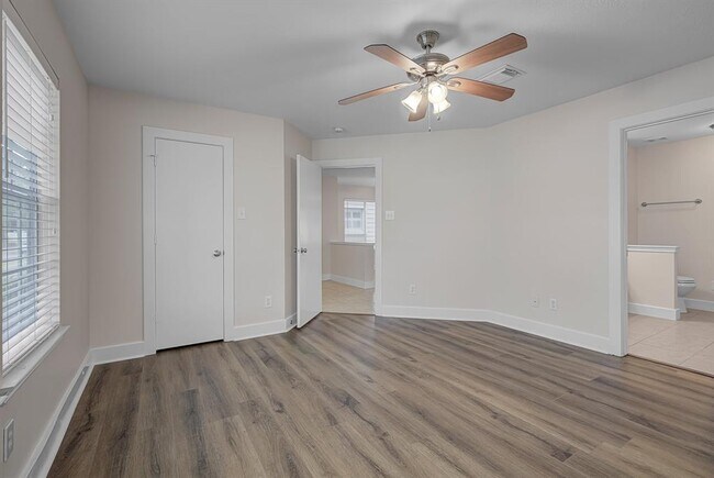 Building Photo - 18730 Atasca Oaks Dr