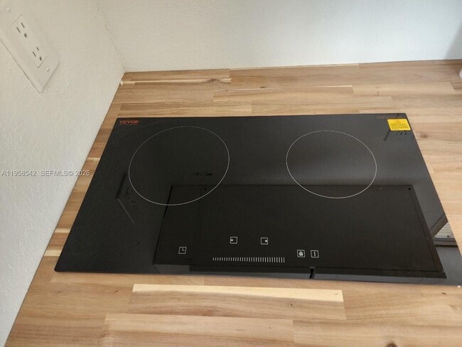 Building Photo - 4222 Hibiscus Cir