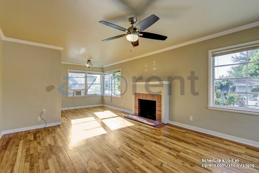 Primary Photo - 15146 Herring Ave
