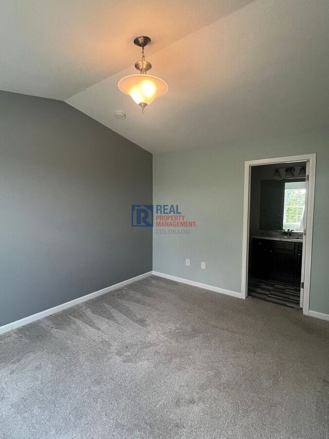 Building Photo - 23353 E Chenango Pl
