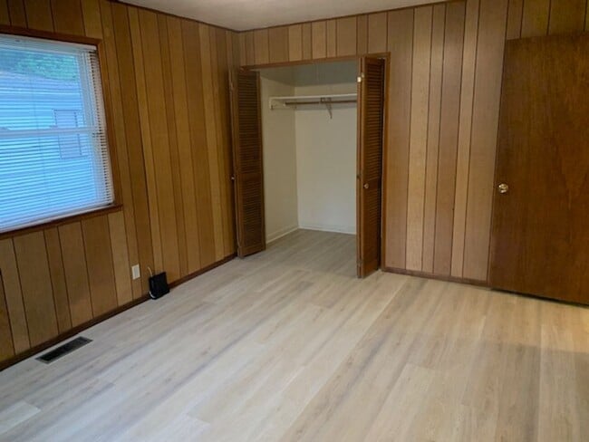 Building Photo - Ravenna House