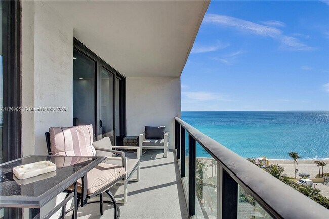 Building Photo - 2301 S Ocean Dr