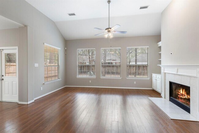 Building Photo - 138 W Bristol Oak Cir
