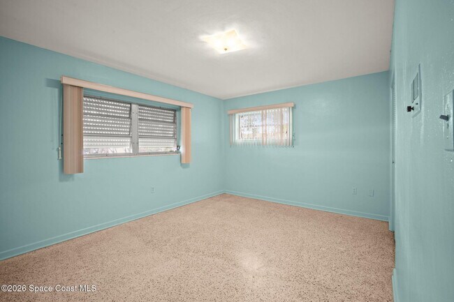 Building Photo - 6785 Riveredge Dr