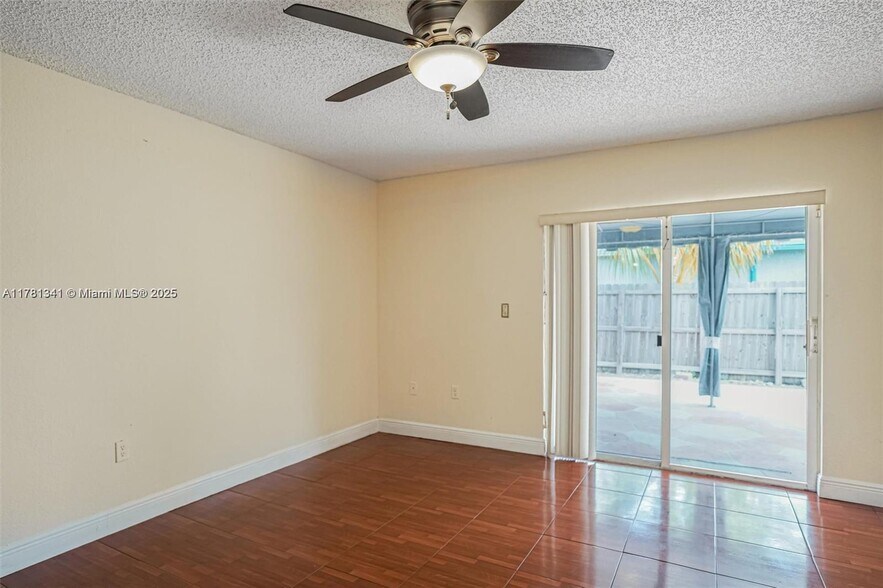 Building Photo - 11605 SW 147th Ter
