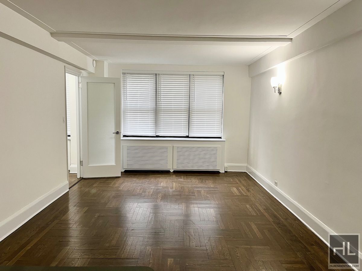 Building Photo - EAST 38 STREET