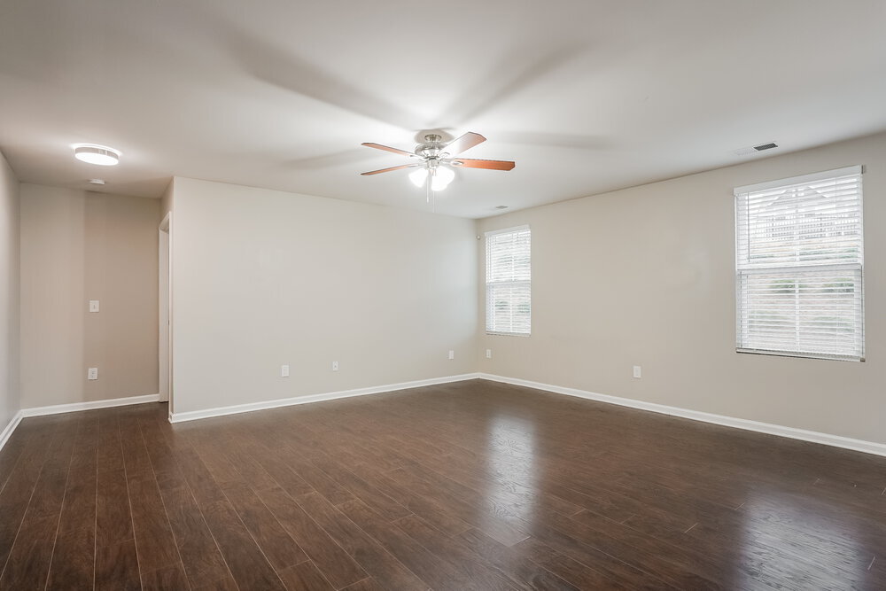 Building Photo - 281 Fieldspar Ln