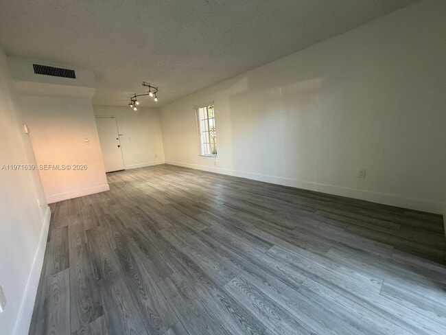 Building Photo - 5102 NW 79th Ave