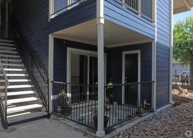 Building Photo - 15016 FM 2100