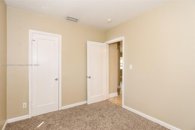 Building Photo - 1640 NW 3rd Ave