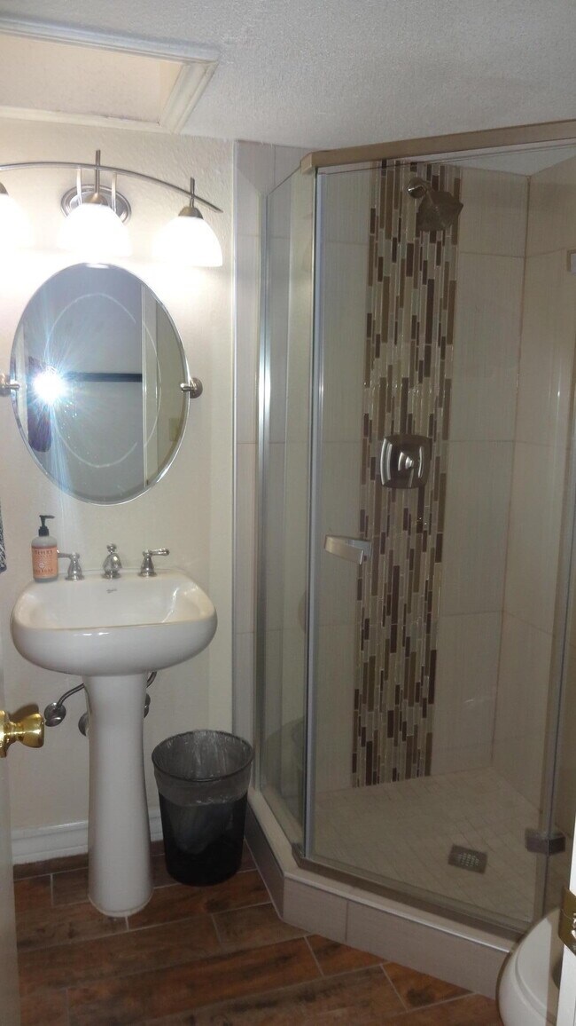 Building Photo - 2932 Devils Tower Cir