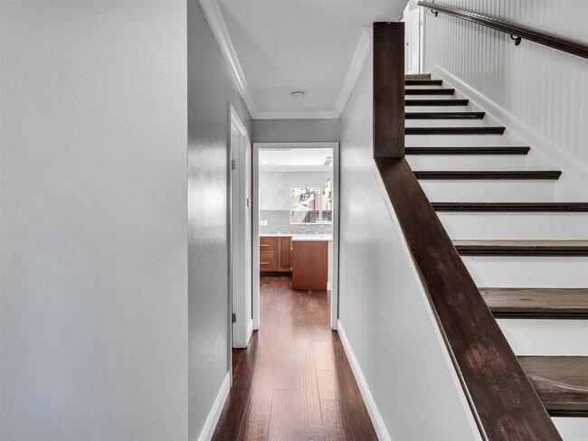 Building Photo - 4430 Echo Falls Dr