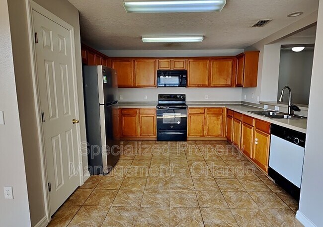 Building Photo - 1388 N Platte Ct