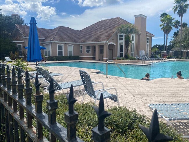 Building Photo - 10559 Villa View Cir