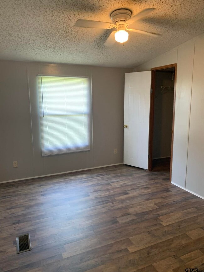 Building Photo - 12859 FM 2710