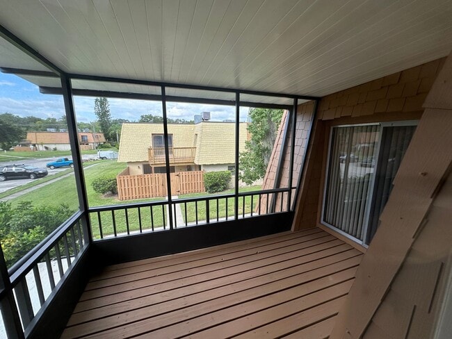 Building Photo - $1600-$2000 P.M