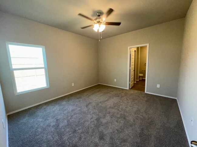 Building Photo - Brand New Single-Story NBTX Home!