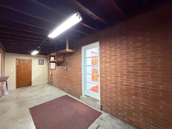 Building Photo - 4712 Palo Duro Ave NE