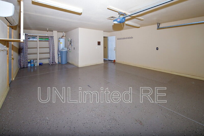 Building Photo - 2068 Palo Verde Blvd S