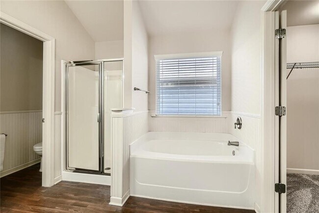 Building Photo - 1835 Habersham Villa Dr