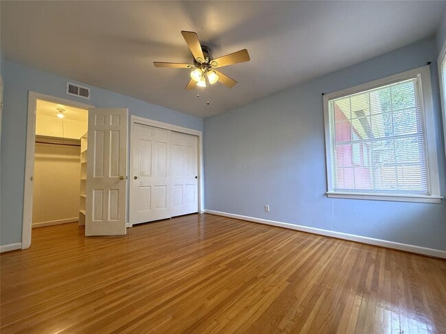 Building Photo - 10607 Clematis Ln