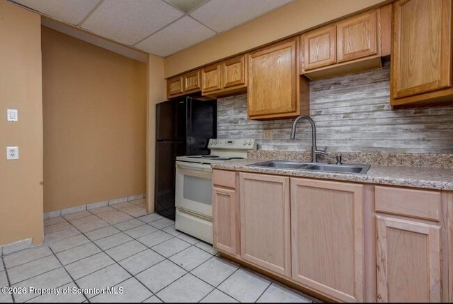 Building Photo - 118 St Frances Cabrini Ave