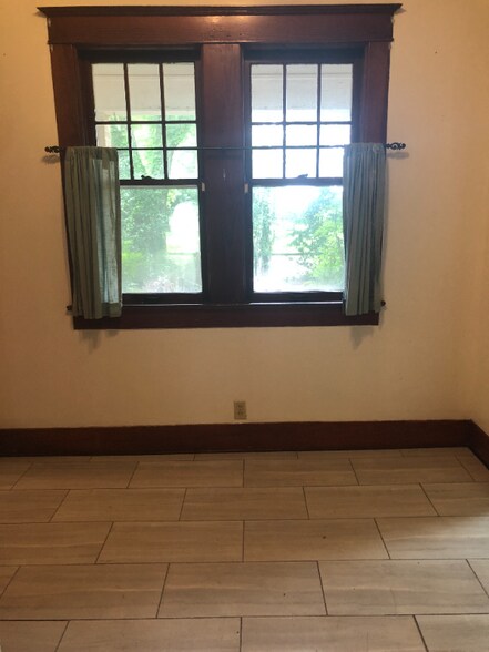 Building Photo - 7195 LA-93