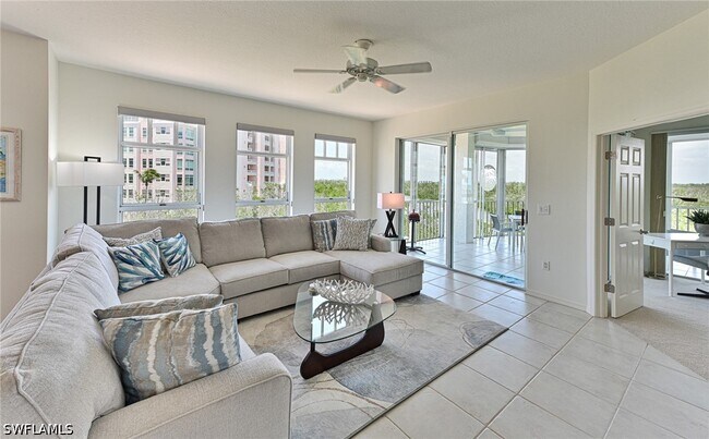 Building Photo - 262 Barefoot Beach Blvd