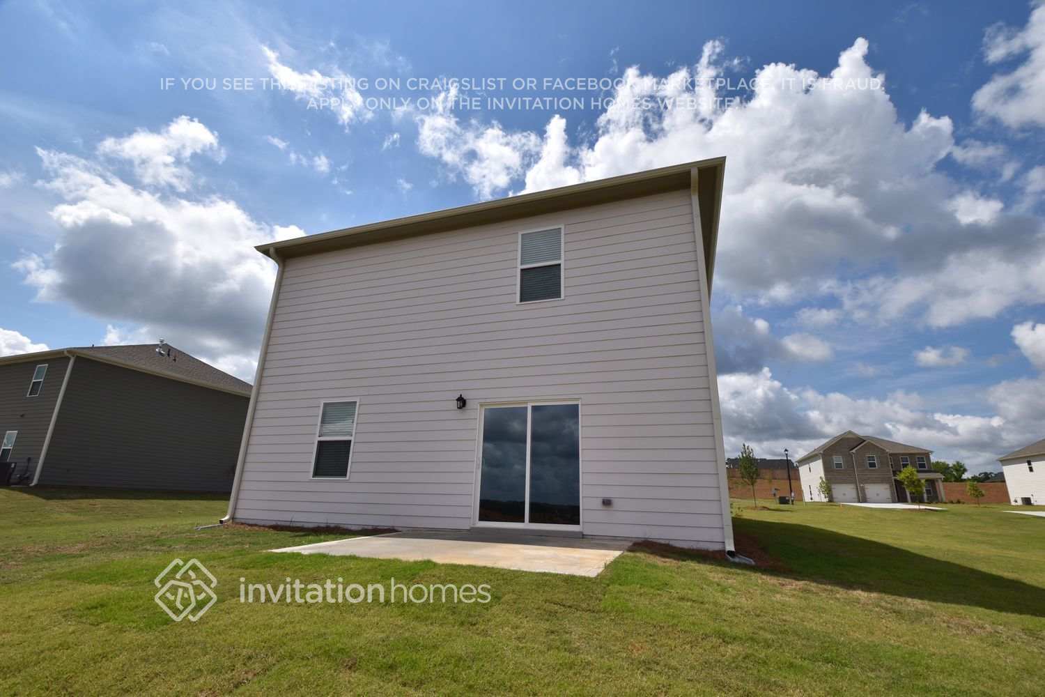 Building Photo - 352 Amsterdam Way