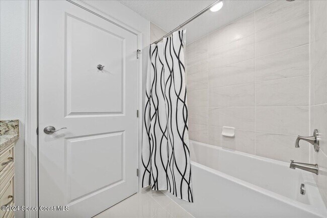 Building Photo - 735 Pilot Lane