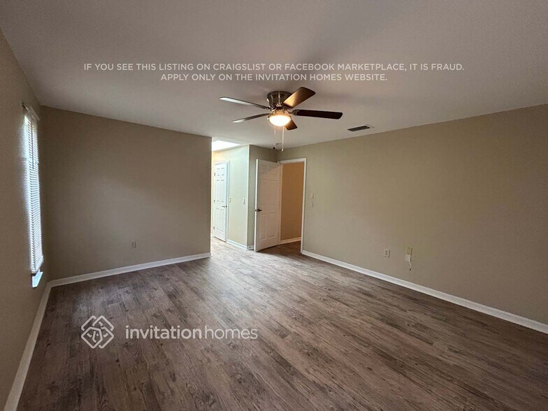 Building Photo - 2388 Rio De Janeiro Ave