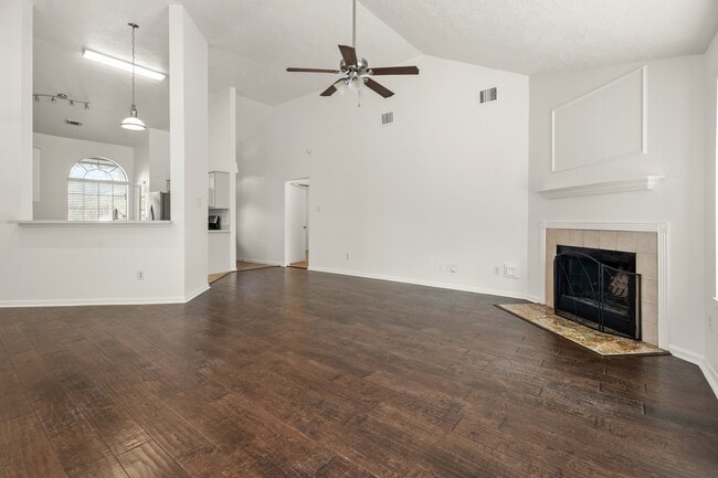 Building Photo - 17014 Sailors Moon Ct