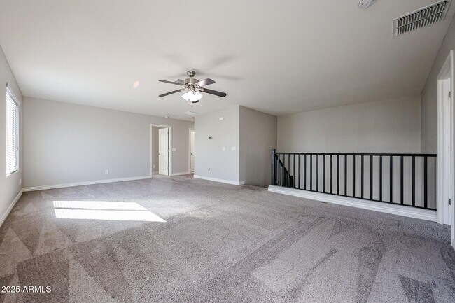 Building Photo - 2736 E Mews Rd