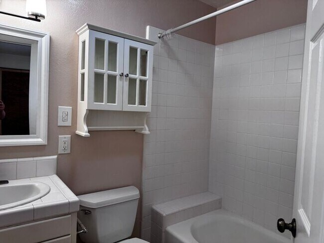 Building Photo - Charming Two Bedroom Pacific Grove Home