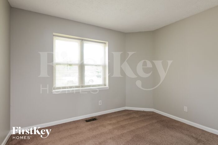 Building Photo - 4344 Braemar Dr