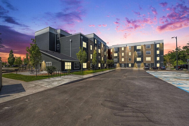 Building Photo - Annika Place