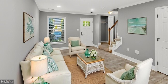 Building Photo - 483 Arwell Ct