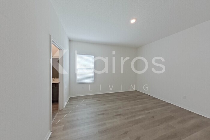 Building Photo - 30059 Fedora Cir