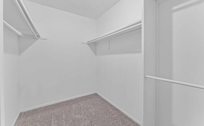 Building Photo - 16107 W 141st Terrace