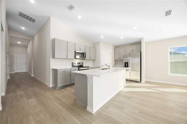 Building Photo - 1724 Vanilla St