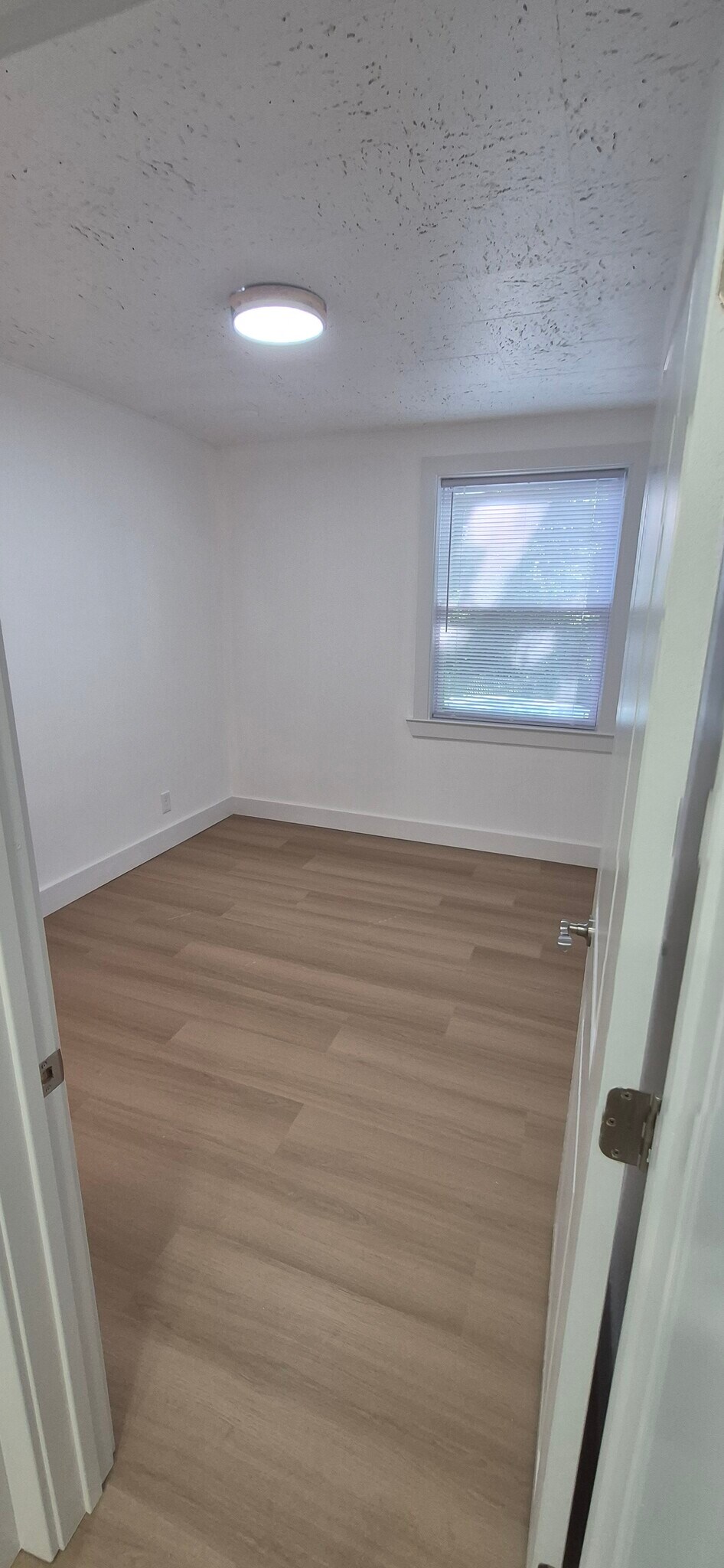 Building Photo - 5575 Ogontz Ave