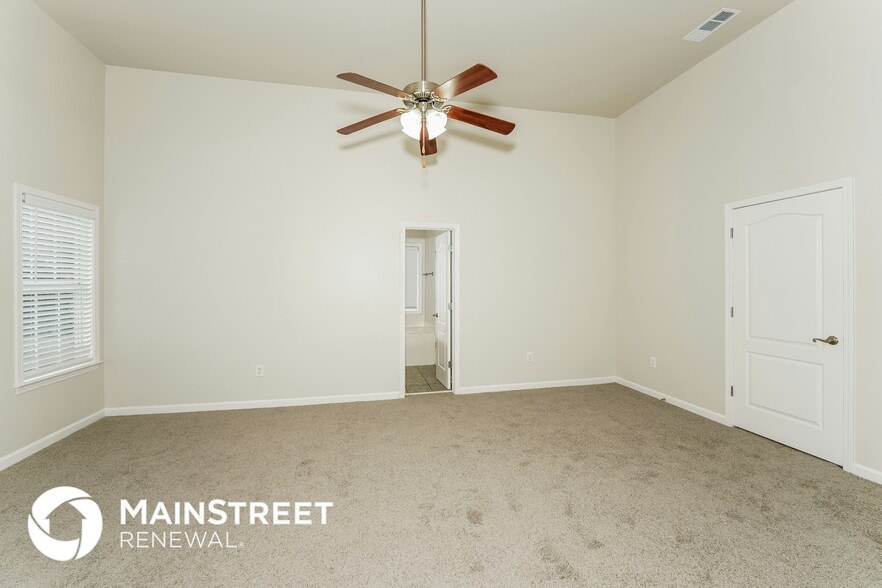 Building Photo - 6062 Overlook Ln