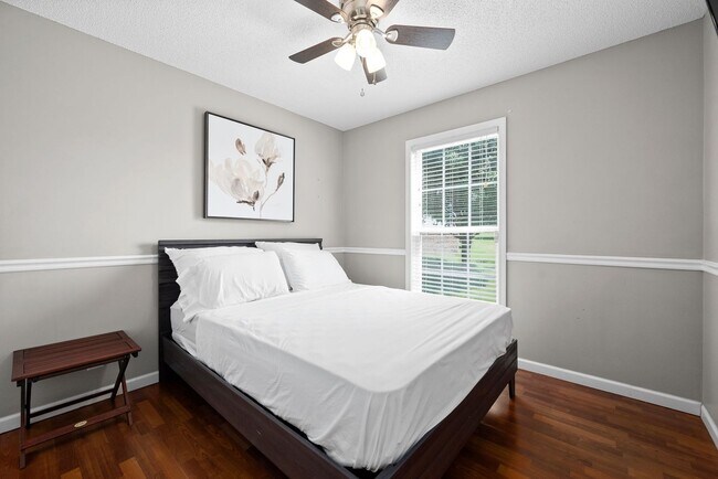 Building Photo - Beautiful home in Twin Rivers Subdivision Waiting for You to Call Home!